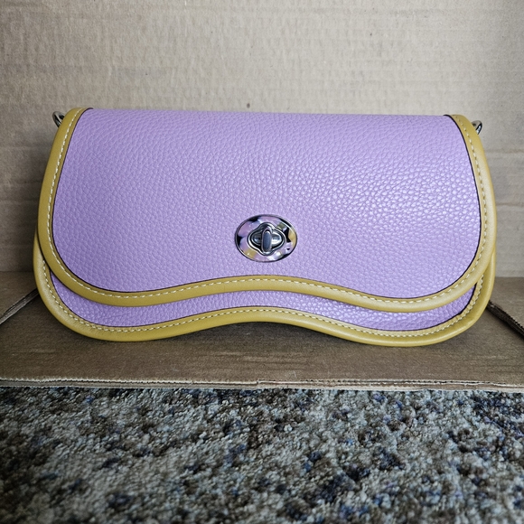 Coachtopia Wavy Dinky - Picture 2 of 12